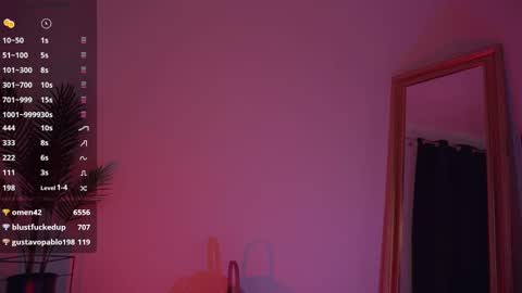 Snapshot of missmerciless chatting on 02/11/25, 11:54 LUXXANDRA online show from 02/11/25, 11:54