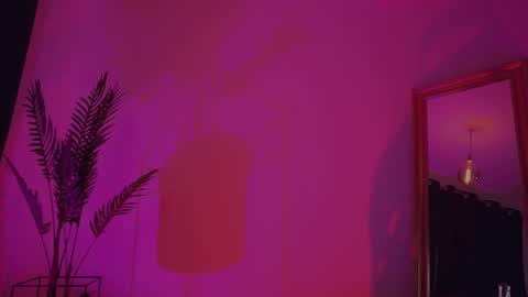 Snapshot of missmerciless chatting on 03/02/25, 09:10 LUXXANDRA online show from 03/02/25, 09:10