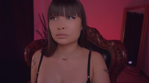 Snapshot of missmerciless chatting on 03/10/25, 07:53 LUXXANDRA online show from 03/10/25, 07:53