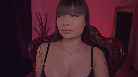 Snapshot of missmerciless chatting on 03/11/25, 07:48 LUXXANDRA online show from 03/11/25, 07:48