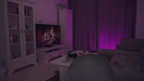 Snapshot of missmerciless chatting on 12/03/25, 07:27 LUXXANDRA online show from 12/03/25, 07:27