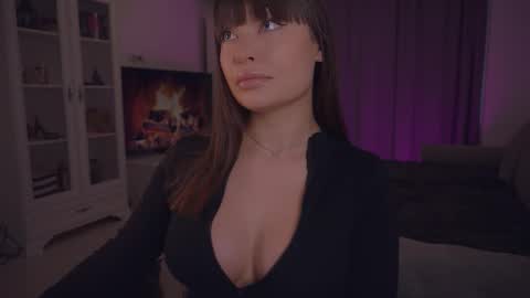 Snapshot of missmerciless chatting on 02/01/26, 06:23 LUXXANDRA online show from 02/01/26, 06:23