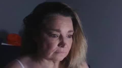 missmessyglaze online show from 11/08/25, 07:52