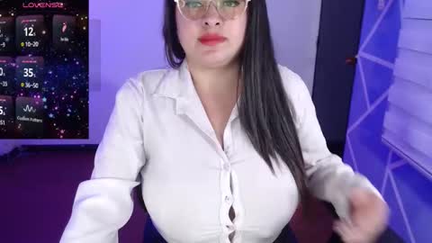 Miia online show from 11/12/25, 03:12