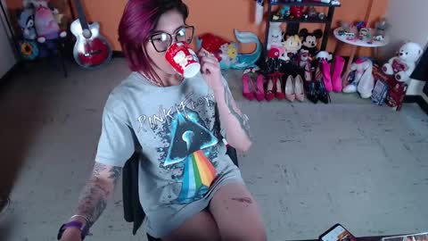 Snapshot of missmia2 chatting on 01/14/25, 01:38 Miss Mia online show from 01/14/25, 01:38