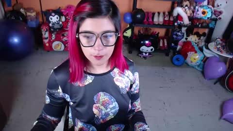 Snapshot of missmia2 chatting on 09/16/25, 02:51 Miss Mia online show from 09/16/25, 02:51