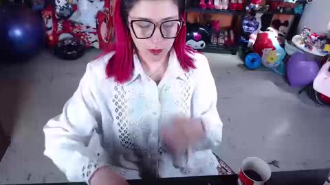 Snapshot of missmia2 chatting on 09/29/25, 02:55 Miss Mia online show from 09/29/25, 02:55
