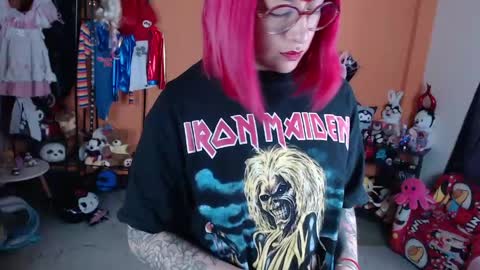 Miss Mia online show from 04/28/26, 03:39