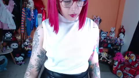 Miss Mia online show from 05/01/26, 11:26