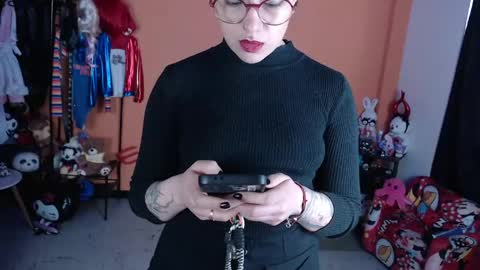 Snapshot of missmia2 chatting on 05/30/26, 12:46 Miss Mia online show from 05/30/26, 12:46