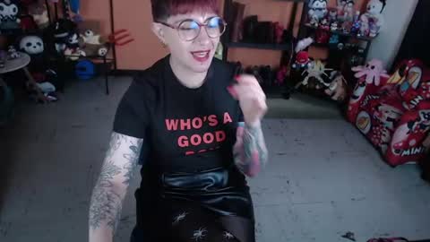 Miss Mia online show from 07/06/26, 05:15