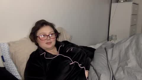 Snapshot of missmistressmal chatting on 12/01/25, 10:42 missmistressmal online show from 12/01/25, 10:42