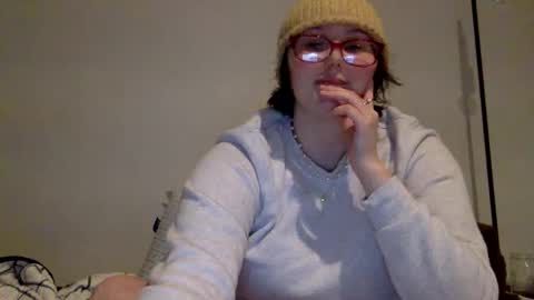 Snapshot of missmistressmal chatting on 12/13/25, 10:04 missmistressmal online show from 12/13/25, 10:04