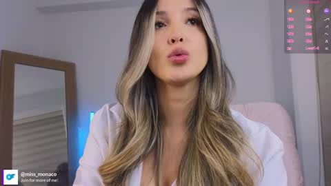 Snapshot of missmonaco chatting on 01/14/26, 03:23 Emma Rivera online show from 01/14/26, 03:23