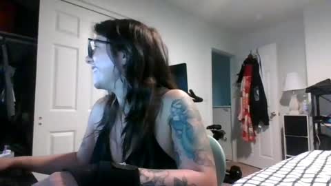MissMona online show from 06/19/26, 10:19