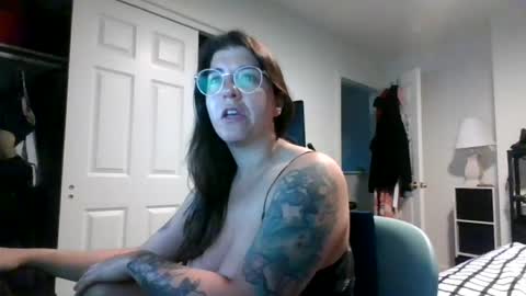 MissMona online show from 06/24/26, 10:03