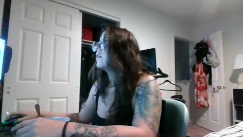 MissMona online show from 06/25/26, 10:31