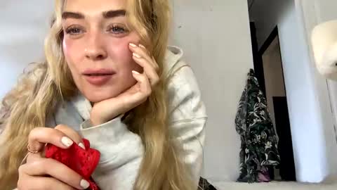 Miss Natural online show from 06/10/26, 01:32