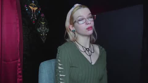 Mistress Nikki Vill online show from 02/12/25, 04:54