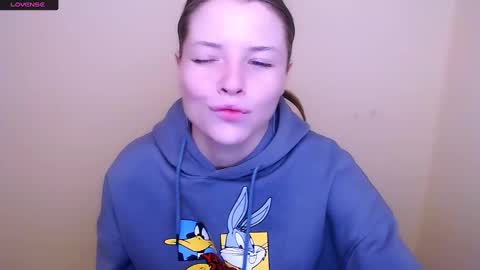 Snapshot of missoliviaa_ chatting on 01/29/25, 07:57 Olivia online show from 01/29/25, 07:57