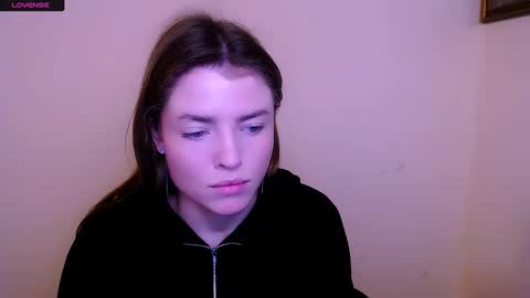 Snapshot of missoliviaa_ chatting on 01/30/25, 12:37 Olivia online show from 01/30/25, 12:37