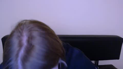 Snapshot of missoliviaa_ chatting on 03/06/25, 11:47 Olivia online show from 03/06/25, 11:47