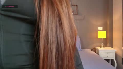 missparis__ online show from 11/14/25, 08:51