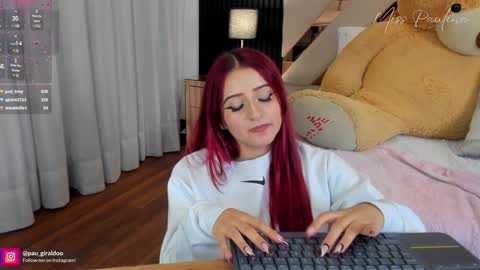 Snapshot of misspaulina__ chatting on 01/17/25, 05:21 Pau Giraldo online show from 01/17/25, 05:21