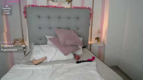 Penelope online show from 02/26/25, 01:53