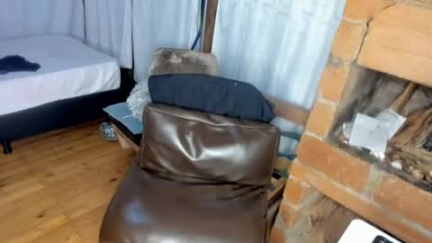 Snapshot of misspink152015 chatting on 12/02/24, 11:40 sarah online show from 12/02/24, 11:40