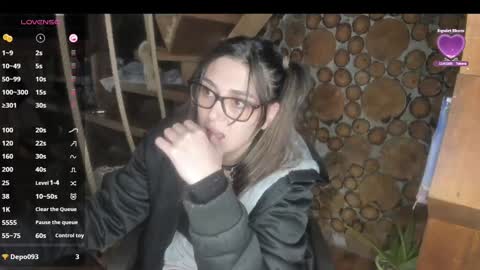 Snapshot of misspink152015 chatting on 01/20/25, 01:50 sarah online show from 01/20/25, 01:50