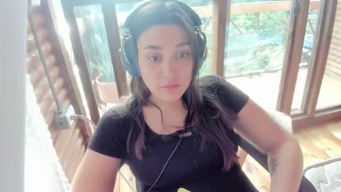 Snapshot of misspink152015 chatting on 01/25/25, 09:25 sarah online show from 01/25/25, 09:25