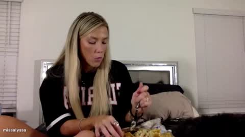 Alyssa online show from 06/11/26, 04:10