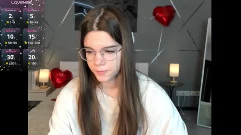 Snapshot of misss_evelyne chatting on 02/20/26, 01:24 misss_evelyne online show from 02/20/26, 01:24