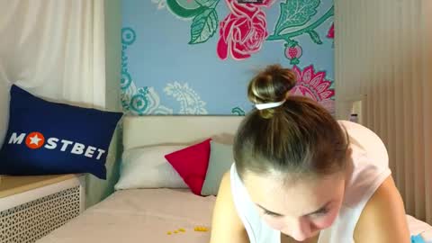 . online show from 01/11/25, 01:32