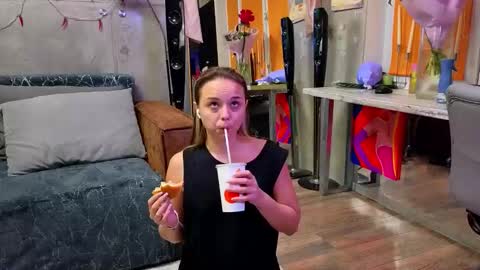 . online show from 11/17/25, 02:45