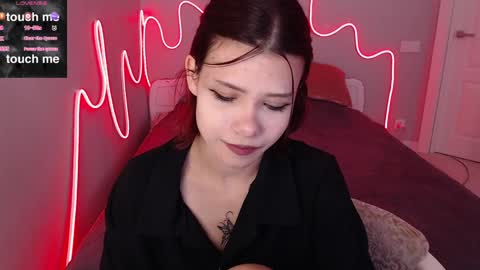 Miss Mila online show from 06/05/26, 07:14