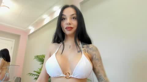 Sienna online show from 04/08/26, 06:02