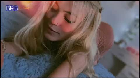 Snapshot of misssofiia_7 chatting on 06/22/26, 03:25 ... Independent model online show from 06/22/26, 03:25