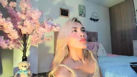 Snapshot of misssofiia_7 chatting on 06/27/26, 12:26 ... Independent model online show from 06/27/26, 12:26