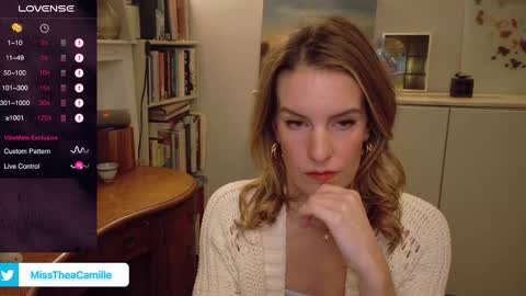 Snapshot of misstheacamille chatting on 01/23/25, 04:19 MissThea online show from 01/23/25, 04:19