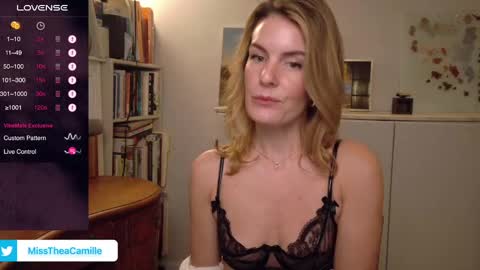 Snapshot of misstheacamille chatting on 01/25/25, 03:09 MissThea online show from 01/25/25, 03:09