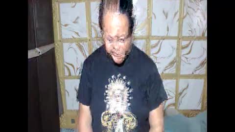 Snapshot of misstressbianca chatting on 04/23/26, 04:03 misstressbianca online show from 04/23/26, 04:03