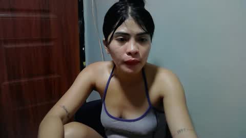Snapshot of missunknownxoxo chatting on 05/20/26, 02:56 sofia online show from 05/20/26, 02:56