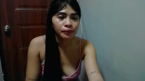 Snapshot of missunknownxoxo chatting on 06/11/26, 04:54 sofia online show from 06/11/26, 04:54