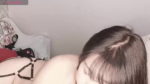 Val online show from 11/29/25, 06:05