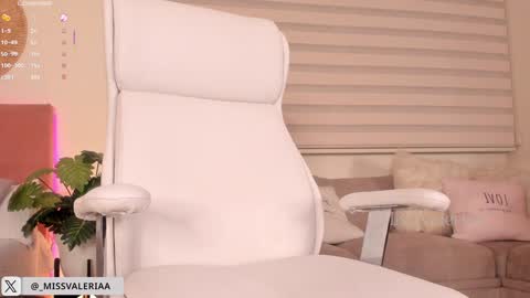 Valeria Davila online show from 01/17/25, 04:39