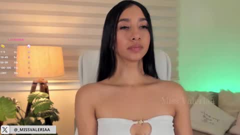 Valeria Davila online show from 02/28/25, 05:48