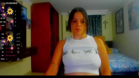Snapshot of missvalery1 chatting on 05/14/26, 11:22 missvalery1 online show from 05/14/26, 11:22