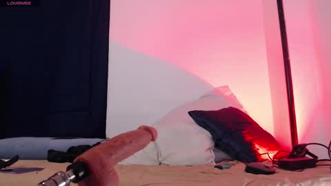 IG MISSVENUSS1 online show from 02/17/25, 01:10